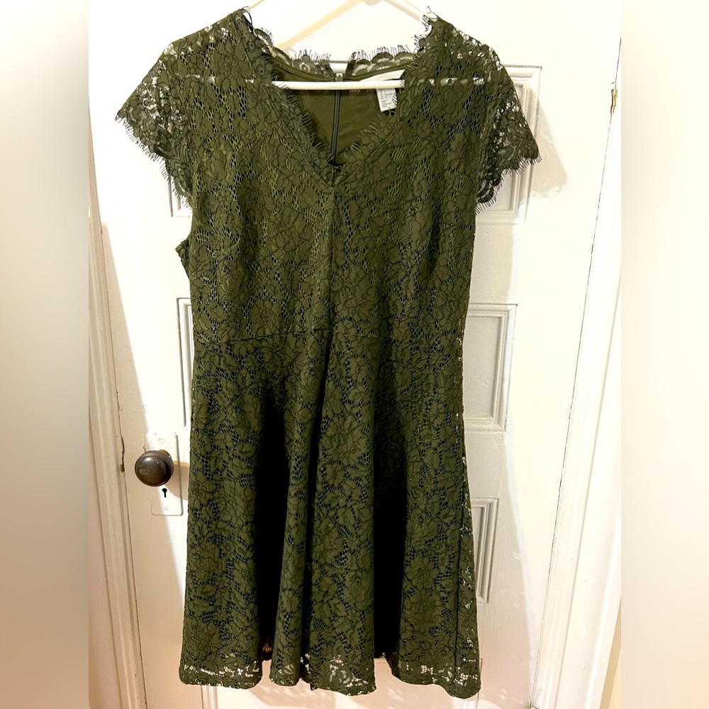 Green laced Fit & Flare Dress size L